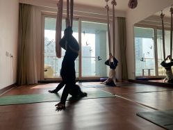 -Yvon yoga 瑜伽·精准体态管理中心