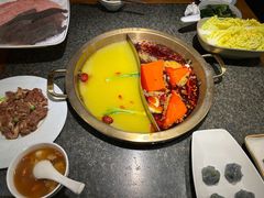 -小天鹅火锅·一线江景洪鼎旗舰店(洪崖洞店)