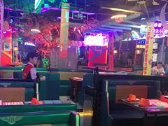 -路边边.炒菜烧烤.音乐餐厅(良乡长虹店)