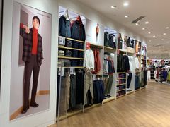 -优衣库(重庆星光时代广场店)
