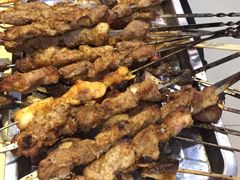 烤羊肉串-天津乾毓德饭庄·清真传统炒菜·海鲜烧烤(咸阳路店)