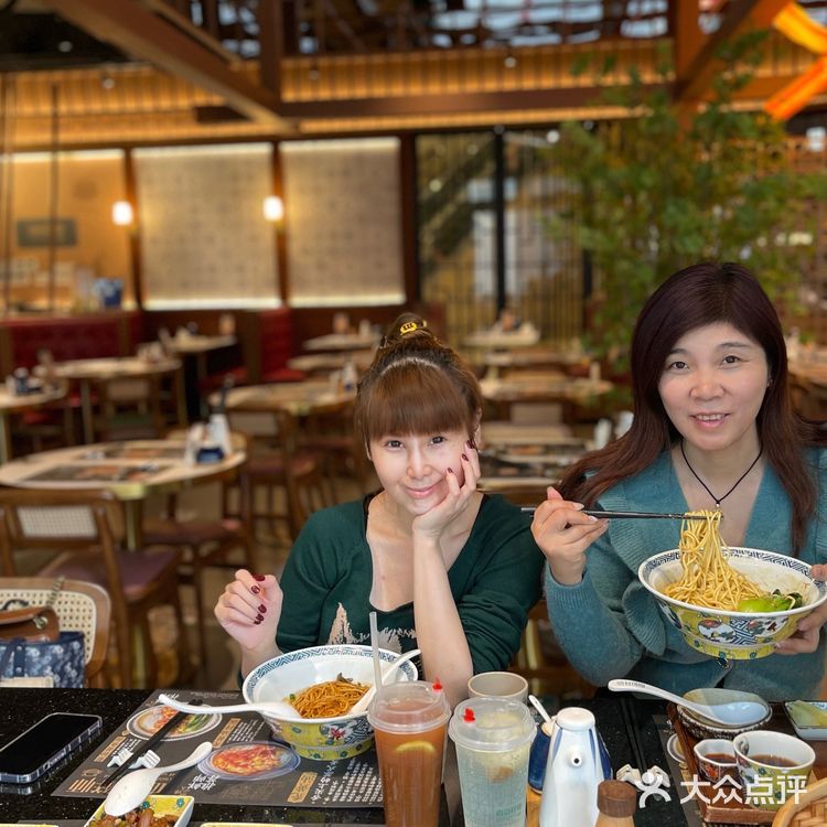 广州粉面店🍜｜蟹蟹🦀️黄面条都好好吃‼️满嘴🦀️香😋 一吃爱上❗️
