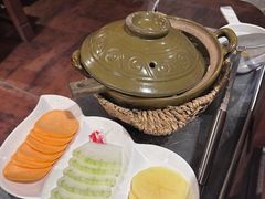 -大匠工房古船木艺术餐厅·猪肚鸡专门店(长白仙岛店)