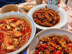 -老三样·旧食新味(绿地店)