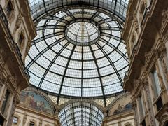 -文艺复兴百货(米兰大教堂广场店)