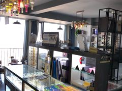 -视野联行眼镜蔡司·依视路官方授权店(顺城店)
