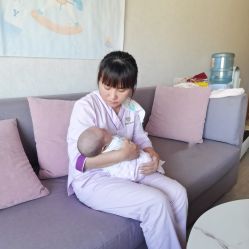 -爱陪伴尊享月子中心(国际店)