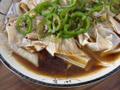 -银峰农庄·特色烧鸡·鲜无花果浸鸡