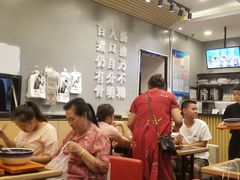 大堂-大鼓米线(浦东长泰店)