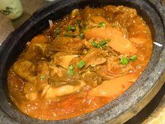 -东口码头·烧鸽子·鱼头泡饼·地方菜(金鹰悦城店)