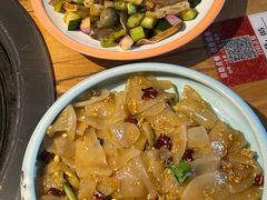 -锅老头海鲜铁锅炖