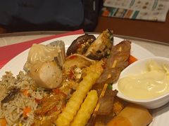 -四海一家自助餐(益田假日广场店)