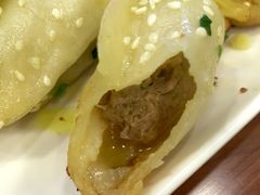 牛肉鍋貼-小姜锅贴(凤凰街店)