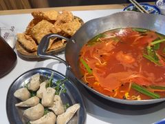 -王奋斗贵州酸汤牛肉火锅