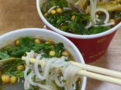 生烫牛肉粉-江三王记牛杂馆(总店)