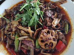 火爆牛舌-小杨翘脚牛肉