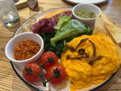 -Common Table · Brunch & Coffee