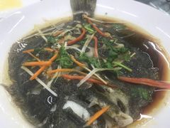 清蒸多宝鱼-烁佳海鲜大馅饺子