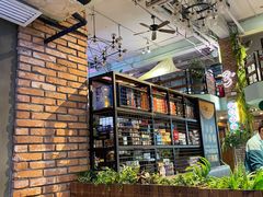 -第三空间·趣味桌游·轰趴.室内CS.剧本杀(大武汉1911店)