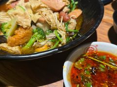 -万记麻辣烫国展总店