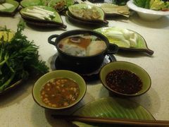 一叶一世界藏茶素食火锅-一叶一世界•素食餐厅(环球中心店)