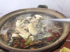 -威邵鸡煲(西华路总店)