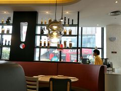 大堂-必胜客(武汉欢乐谷店)