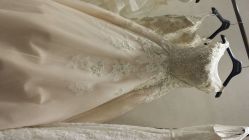 -Color卡诺婚纱礼服馆(南京严选店)