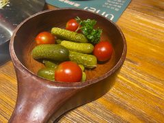 -奥列格俄式音乐餐厅(东港店)