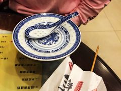 招牌姜撞奶任意配-广信牛奶甜品世家(台东店)