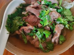 -周记翘脚牛肉