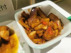 -老乡鸡(上海白玉兰广场店)