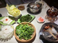 -一叶一世界•素食餐厅(环球中心店)