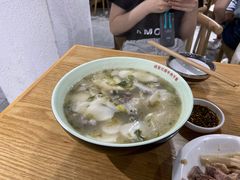雪菜笋丝鲜牛肉年糕汤-经堂北路牛肉干面·溪口蒋永峰牛肉馆(宁波店)