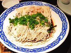 葱油三虾拌面-老头儿油爆虾·知味杭州(爱琴海购物中心)