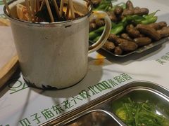-寂寞的豆芽 烧烤酒场(丽景店)