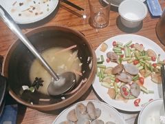 -泉畔人家·老济南经典鲁菜(大明湖店)