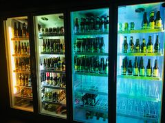 餐具摆设-Carpe Diem精酿空间