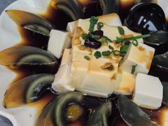 -肥肥虾庄·金牌油焖大虾(东湖欢乐谷店)