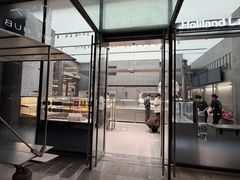 -好利来(上海虹桥新天地Lab主题店)