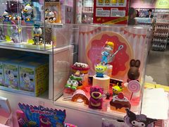 -名创优品(大朗镇里悦里店)