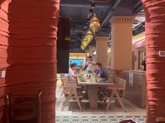 -耶里夏丽·丝路国际·新疆餐厅(浦东区东方路店)