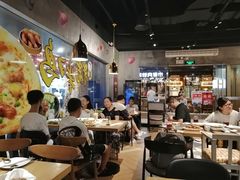 大堂-棒约翰比萨·意面(张江长泰店)