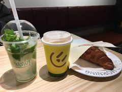 -WOW coffee