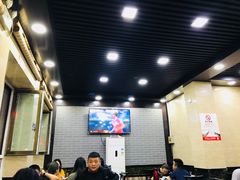 大堂-陆记源·青海土火锅