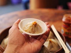 蟹粉小笼包-忆秦园小笼包(惠山古镇总店)