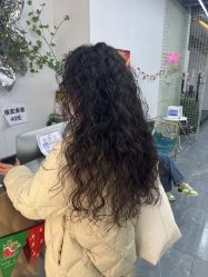 -茶发Salon·烫发染发理发