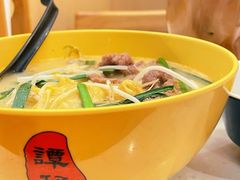 -谭仔米线(皇庭广场店)
