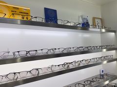-视野联行眼镜·蔡司·尼康战略合作店(城西银泰店)