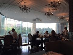 -圣丰索菲特·2 On 988 Café 自助餐厅